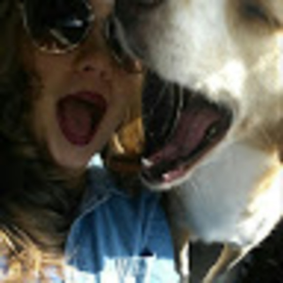 Meet your Posher, Shelbie - Picture 1 of 1